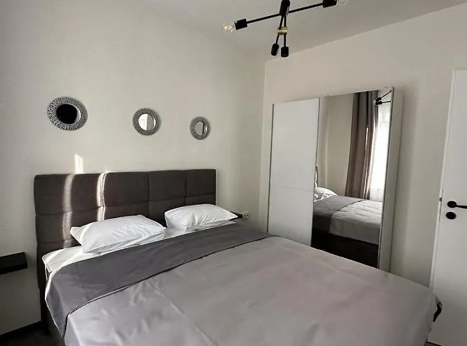 The Grey Olive アパート *