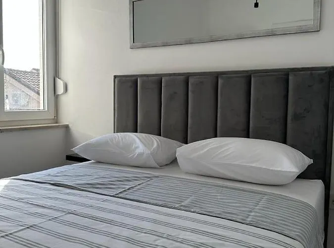 The Grey Olive アパート *